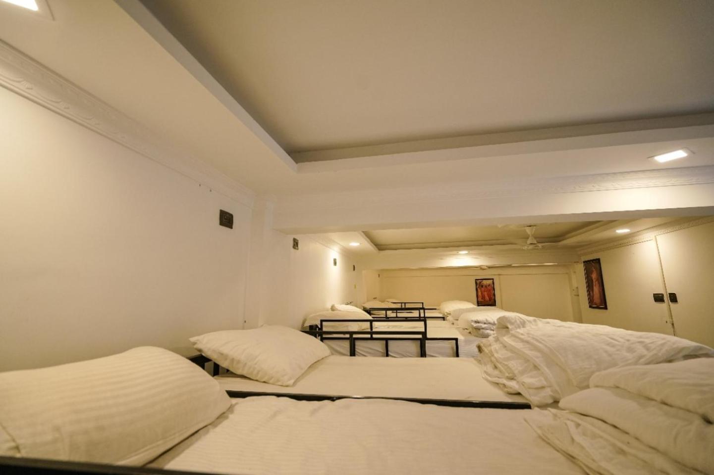Lumino Winter Castle Hotel Pooppara Екстериор снимка