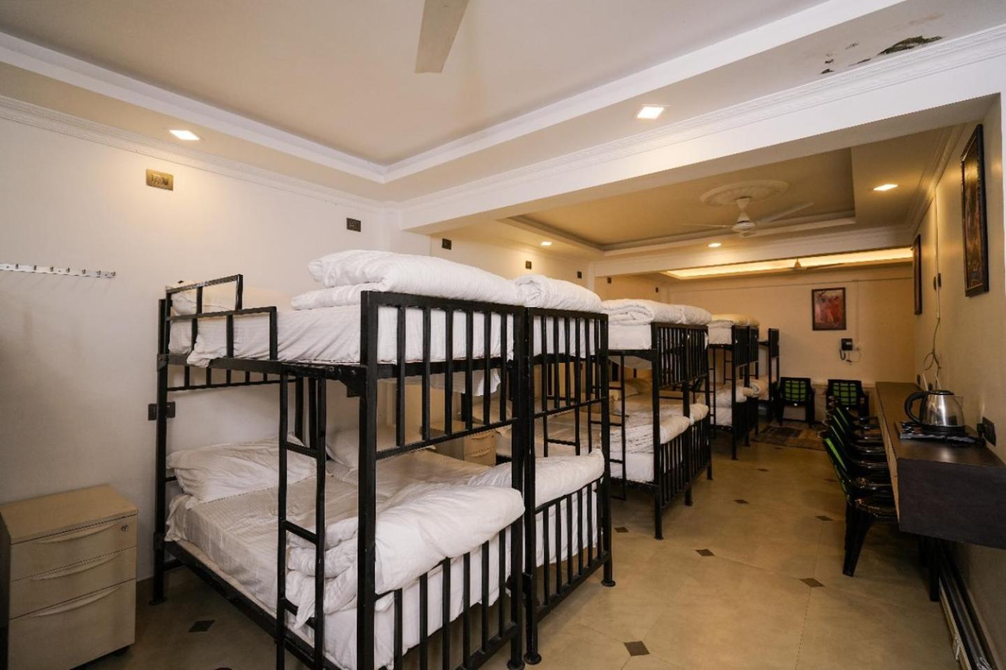 Lumino Winter Castle Hotel Pooppara Екстериор снимка